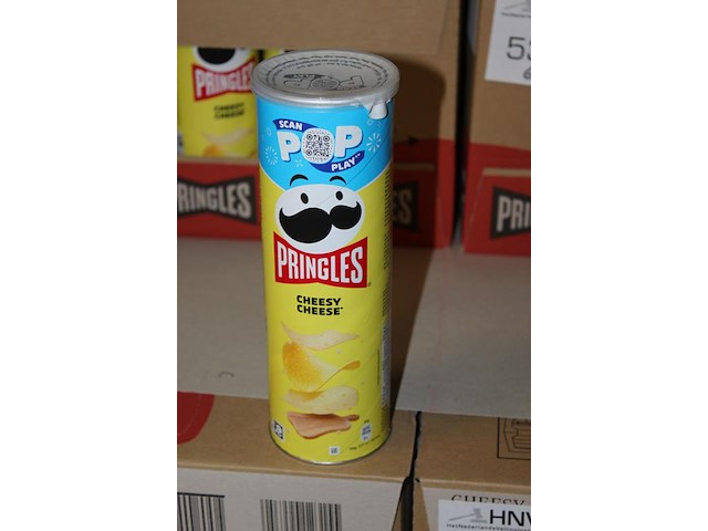 8 dozen pringles cheesy cheese. 152 bussen. - afbeelding 2 van  2