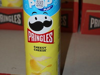 8 dozen pringles cheesy cheese. 152 bussen. - afbeelding 2 van  2