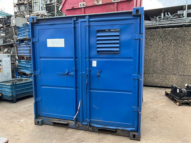 8 ft. container - afbeelding 2 van  7