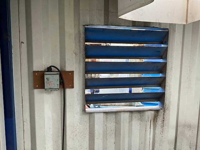 8 ft. container - afbeelding 7 van  7
