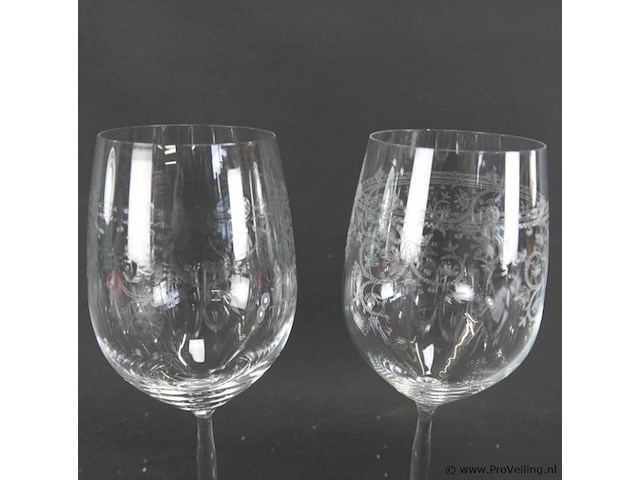 8 kristallen wijnglazen - afbeelding 5 van  5