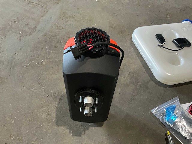 8 kw luchtverwarmer / heater op diesel - afbeelding 6 van  6