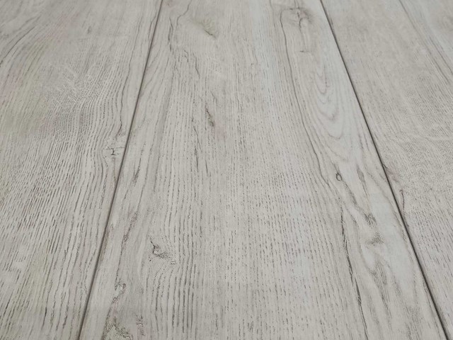 8 m2 laminaat plank - 1380 x 244 x 8 mm - afbeelding 1 van  3