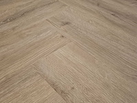 8 m2 pvc spc click visgraat - 750 x 150 x 6,5 mm - afbeelding 1 van  3