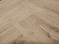 8 m2 pvc visgraat click - 600 x 150 x 5 mm - afbeelding 1 van  3