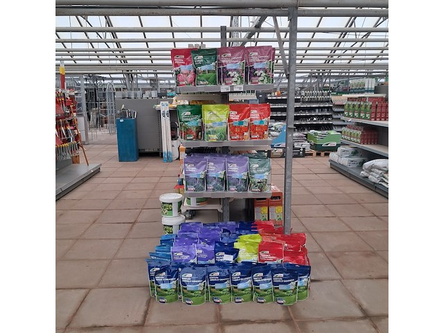 8 meter winkelstelling - afbeelding 2 van  5