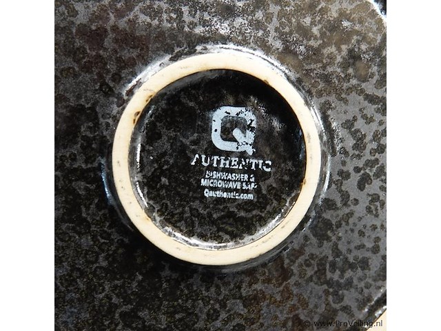 8 q authentic honeycomb coupe borden - afbeelding 4 van  5