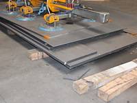 8 staalplaten in diverse maten en diktes w.o. 1560 x 3080 x 40 mm. - afbeelding 2 van  3