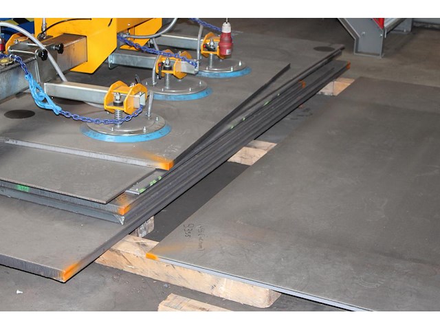 8 staalplaten in diverse maten en diktes w.o. 1560 x 3080 x 40 mm. - afbeelding 3 van  3