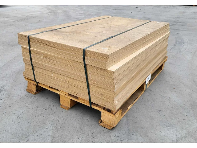 8 x berken multiplex 40mm ( 7.2 m2 ) - afbeelding 5 van  7
