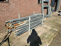 80 ijzeren buizen in barrel - afbeelding 1 van  3