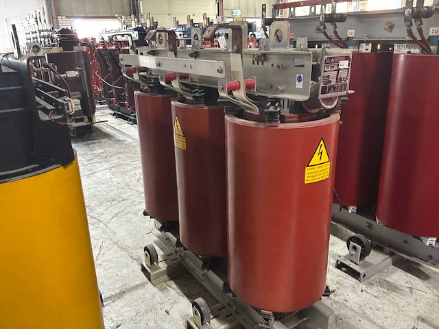 800 kva sea transformator 21.500 / 1.000 volt - afbeelding 7 van  13