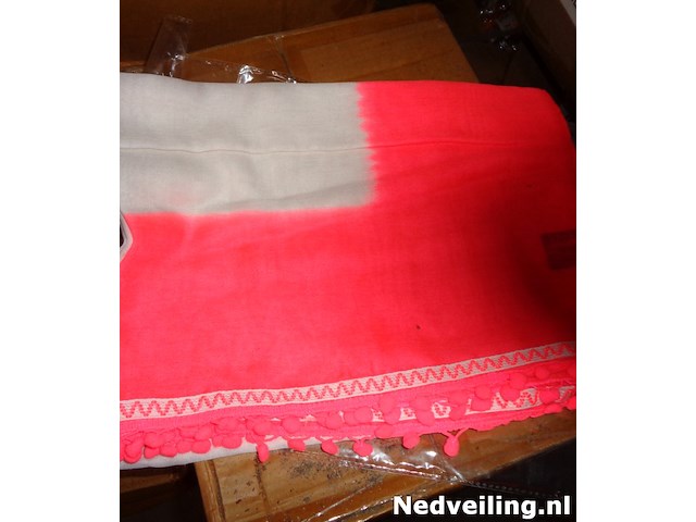 80x sjaal roze/wit - afbeelding 3 van  3