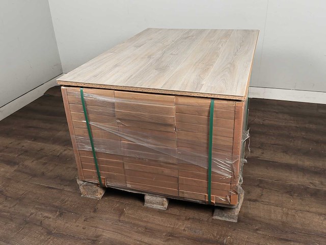 81 m2 laminaat plank - 1383 x 193 x 8 mm - afbeelding 4 van  4