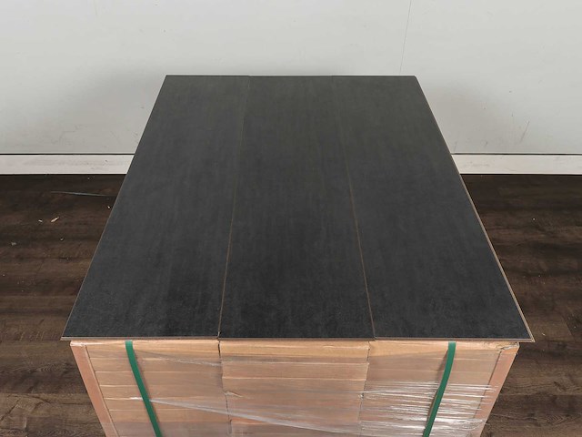 81 m2 laminaat plank watervast - 1290 x 329 x 8 mm - afbeelding 3 van  4