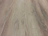 81 m2 pvc zelfklevend stroken - 1219 x 184 x 2,5 mm - afbeelding 1 van  2
