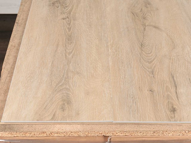82 m2 pvc spc click vinyl plank met xps onderlaag - 1220 x 228 x 4+1 mm - afbeelding 2 van  4