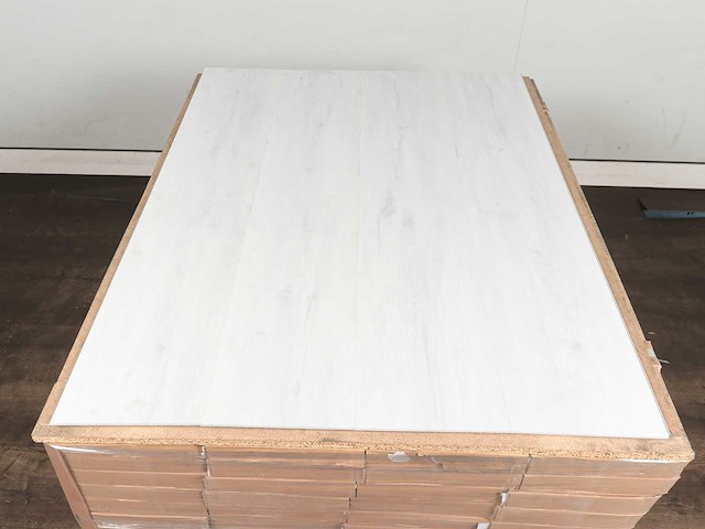 83 m2 pvc spc click plank met xps onderlaag - 1220 x 228 x 5+1 mm - afbeelding 3 van  4
