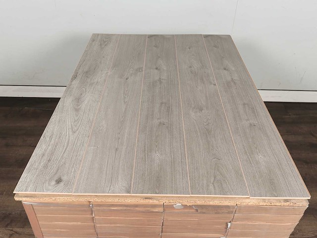 84 m2 laminaat plank - 1383 x 193 x 8 mm - afbeelding 3 van  4