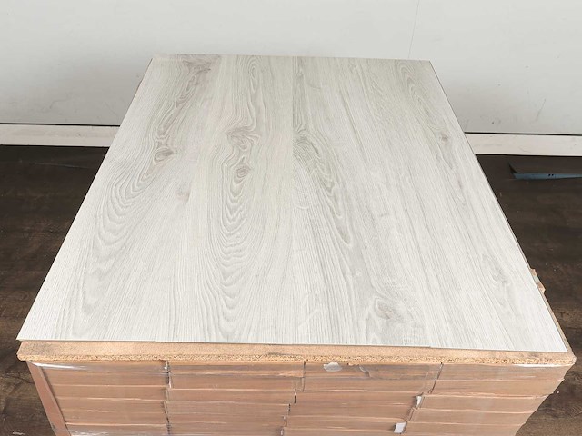 84 m2 pvc click plank - 1220 x 240 x 4,2 mm - afbeelding 3 van  4