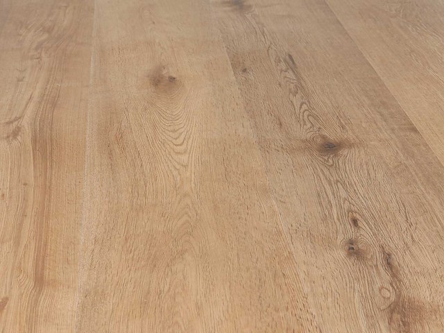 84 m2 pvc spc click plank met xps onderlaag - 1220 x 228 x 5+1,5 mm - afbeelding 1 van  3