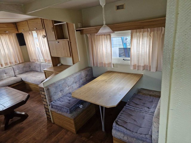 8,45x3,12x3,35 m kunststof chalet - afbeelding 5 van  18