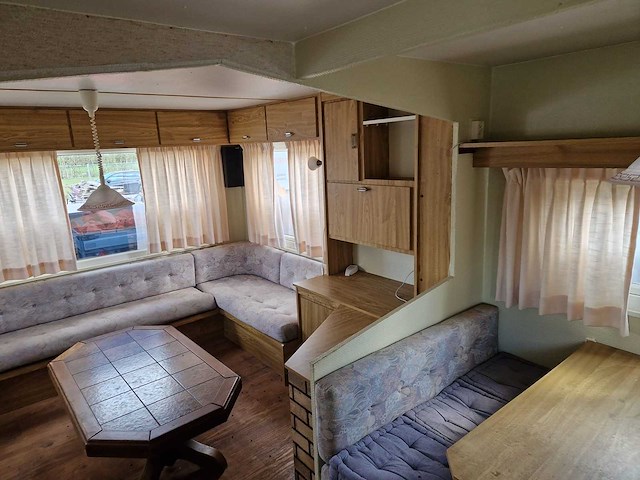 8,45x3,12x3,35 m kunststof chalet - afbeelding 6 van  18