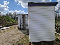 8,45x3,12x3,35 m kunststof chalet - afbeelding 8 van  33