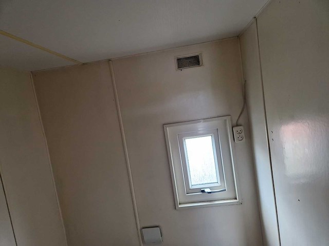 8,45x3,12x3,35 m kunststof chalet - afbeelding 21 van  33