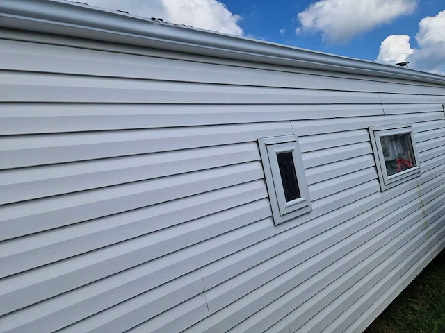 8,45x3,12x3,35 m kunststof chalet - afbeelding 25 van  26