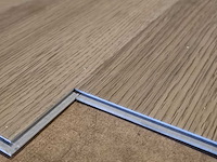 85 m2 pvc spc click plank - 530 x 150 x 4 mm - afbeelding 2 van  3