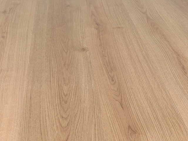 89 m2 laminaat plank watervast - 1289 x 192 x 8 mm - afbeelding 1 van  3