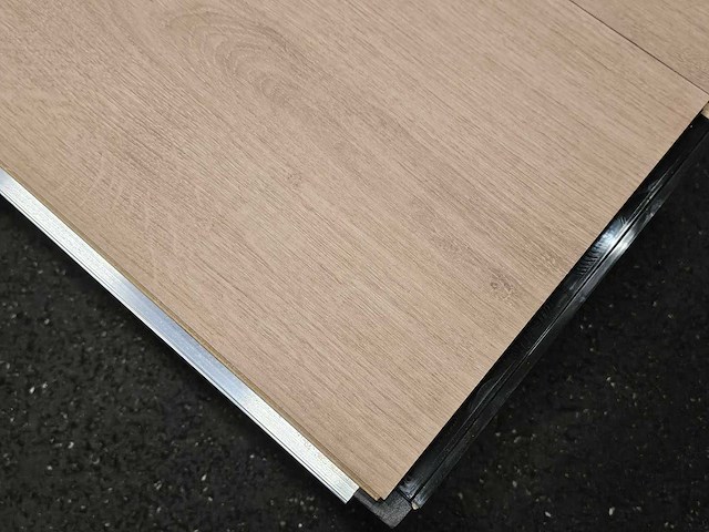 89 m2 laminaat xl plank berry alloc - 2410 x 303 x 12,3 mm - afbeelding 2 van  3