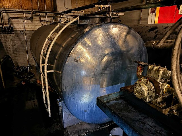 8m3 procesolie opslagtank - afbeelding 4 van  5
