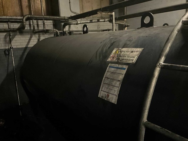 8m3 procesolie opslagtank - afbeelding 5 van  5