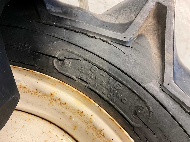 8x 8-16 minitractor band met velg - afbeelding 4 van  8