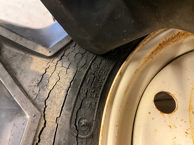 8x 8-16 minitractor band met velg - afbeelding 5 van  8