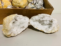 8x bergkristal geodes - afbeelding 2 van  5
