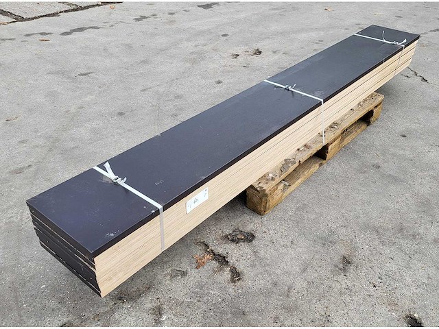8x berken betonplex 24mm antislip ( 6.5 m2 ) - afbeelding 3 van  6