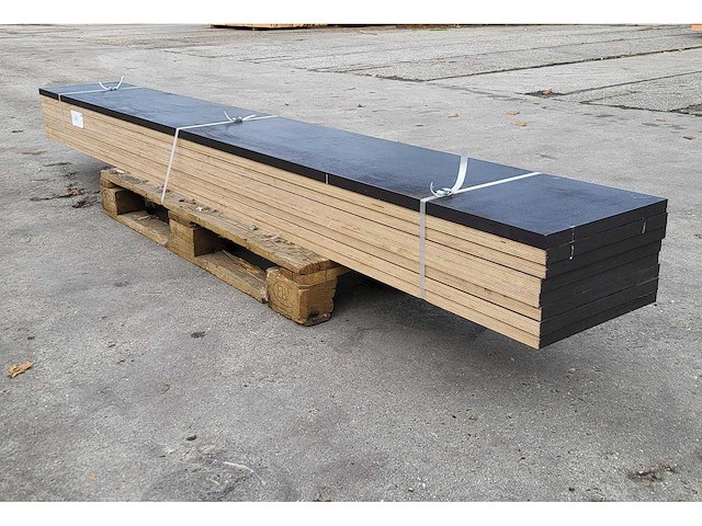 8x berken betonplex 24mm antislip ( 6.5 m2 ) - afbeelding 4 van  6