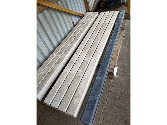 8x betonpalen wit/grijs, berton - afbeelding 1 van  3