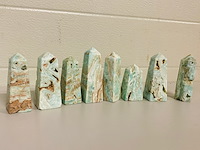 8x blue caribbean calcite obelisk 4-zijdig) - afbeelding 1 van  6