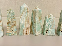 8x blue caribbean calcite obelisk 4-zijdig) - afbeelding 3 van  6