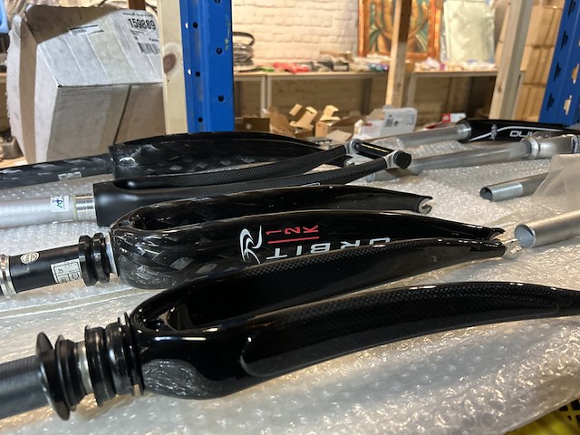 8x carbon/aluminium voorvork - afbeelding 4 van  8