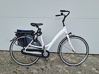 8x damesfiets, wit - afbeelding 2 van  17