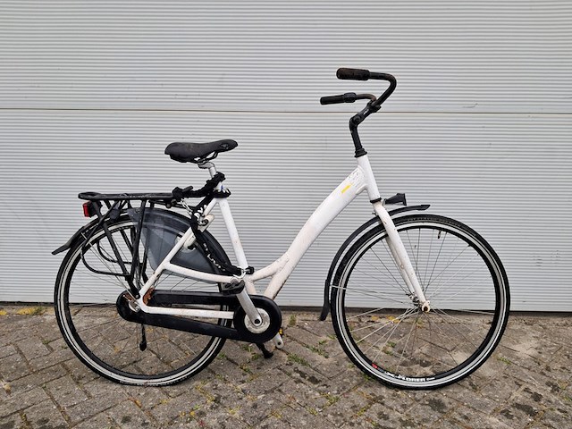 8x damesfiets, wit - afbeelding 12 van  17