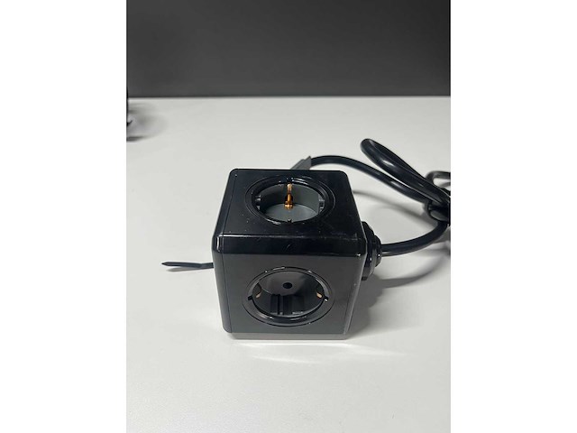 8x designnest powercube - vierkante stekkerdoos - afbeelding 2 van  4