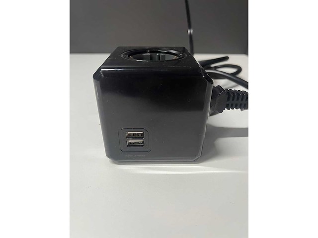 8x designnest powercube - vierkante stekkerdoos - afbeelding 3 van  4