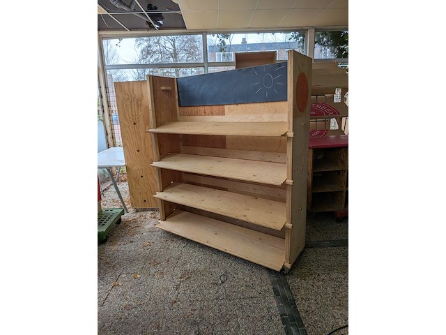 8x diverse houten showroommeubels - afbeelding 3 van  13