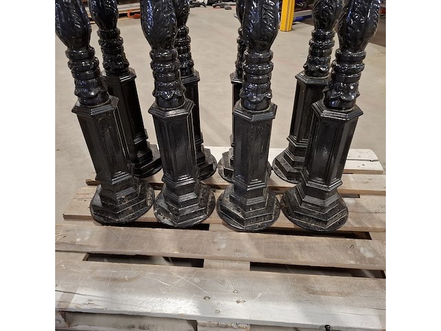 8x diverse lantarenpalen en buitenverlichting - afbeelding 6 van  12